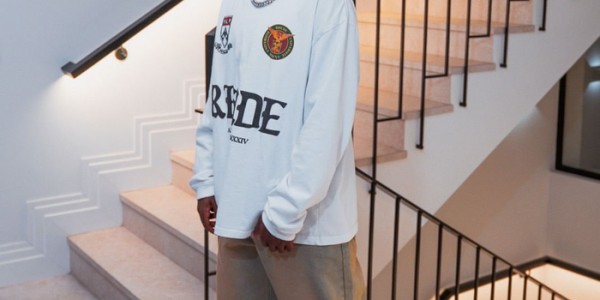 b体育官网-维修斯ins发文引皇马球迷关注|足球|皇家马德里_新浪体育_新浪新闻