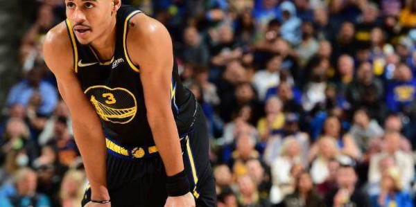 b体育app-普尔成勇士累赘？防守被名记喷 勇士没他赢分最高